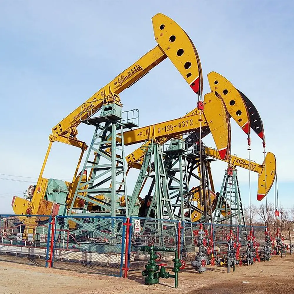 API Certified Pumping Units Manufacturing (2).jpg